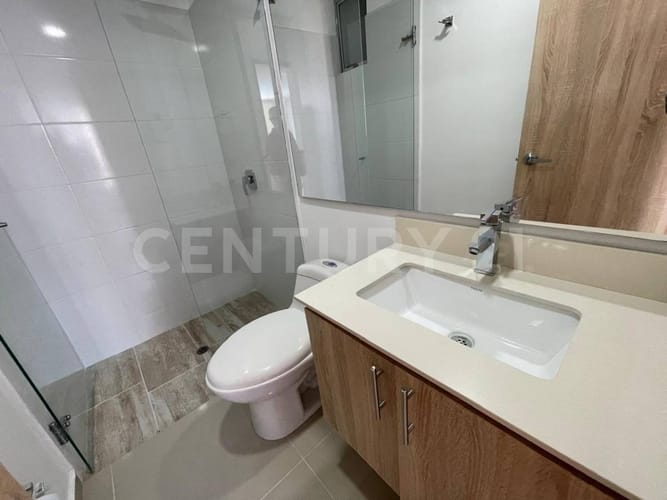 Apartamento de 3 alcobas en arriendo en Quintas De Don Simon, Cali, 110 m² · foto 21 de 24
