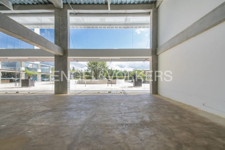 Local en venta en Canelon, Chía, 65 m² · foto 2 de 10