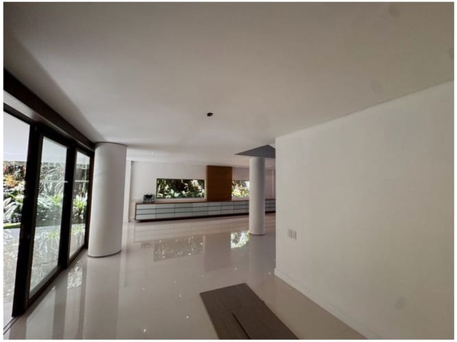 Casa de 3 alcobas en venta en Altos Del Poblado, Medellín, 298 m² · foto 4 de 20