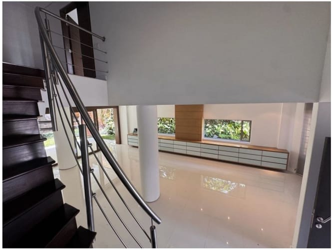 Casa de 3 alcobas en venta en Altos Del Poblado, Medellín, 298 m² · foto 6 de 20