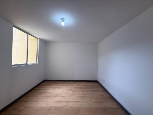 Apartamento de 3 alcobas en venta en Calasanz, Medellín, 65 m² · foto 9 de 15