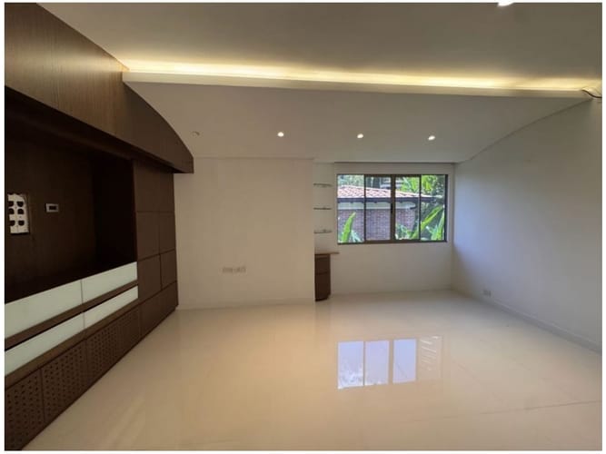 Casa de 3 alcobas en venta en Altos Del Poblado, Medellín, 298 m² · foto 13 de 20