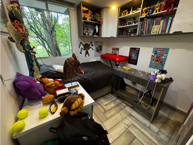 Apartamento de 3 alcobas en venta en Loma De Los Bernal, Medellín, 66 m² · foto 9 de 14
