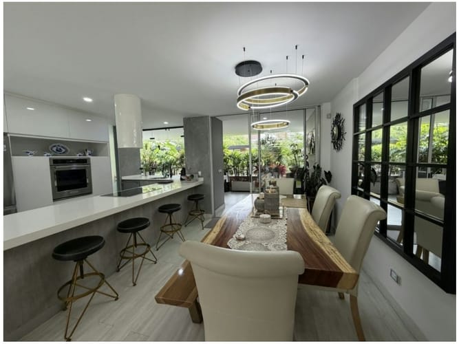 Apartamento de 4 alcobas en venta en Castropol, Medellín, 148 m² · foto 8 de 22