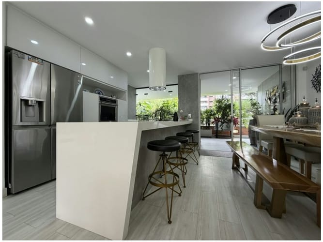 Apartamento de 4 alcobas en venta en Castropol, Medellín, 148 m² · foto 9 de 22