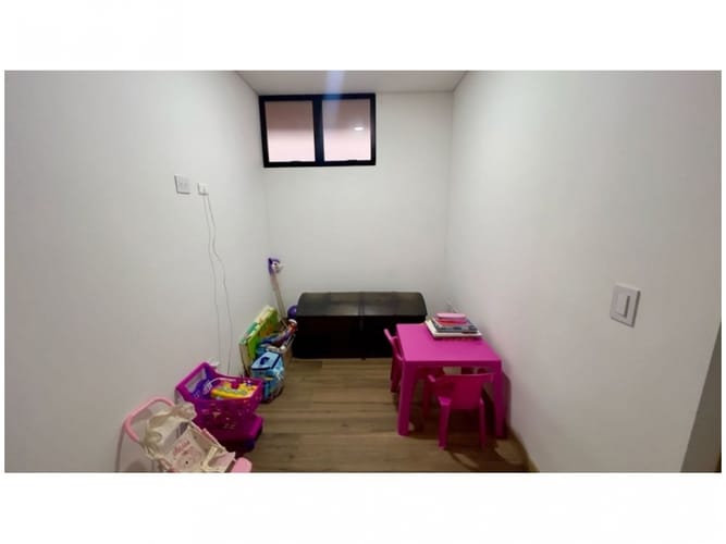 Apartamento de 2 alcobas en venta en Escobero, Envigado, 119 m² · foto 6 de 21