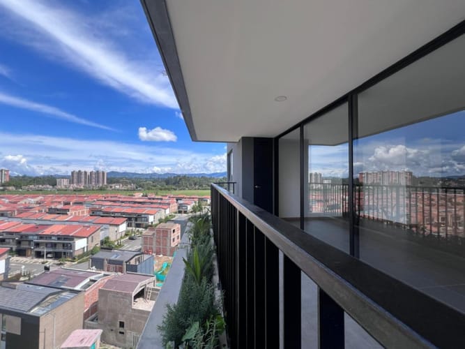 Apartamento de 3 alcobas en arriendo en Centro, Rionegro, 95 m² · foto 3 de 20