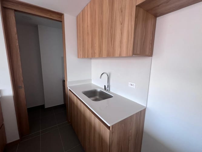 Apartamento de 3 alcobas en arriendo en Centro, Rionegro, 95 m² · foto 9 de 20