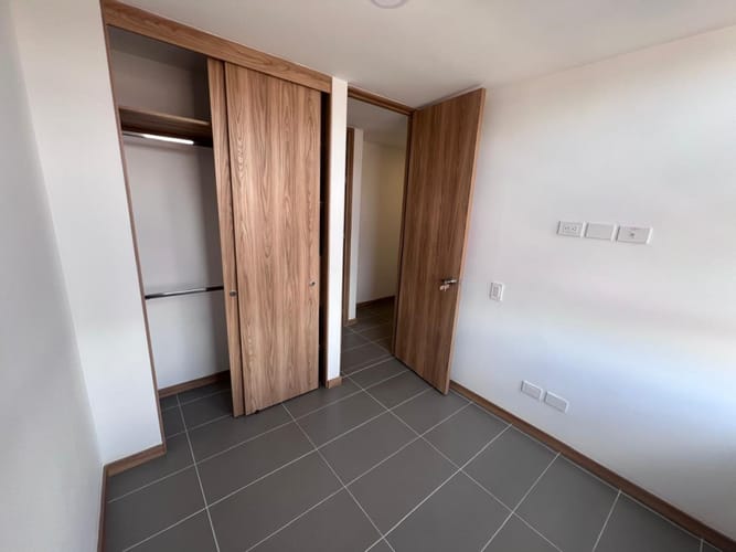 Apartamento de 3 alcobas en arriendo en Centro, Rionegro, 95 m² · foto 10 de 20