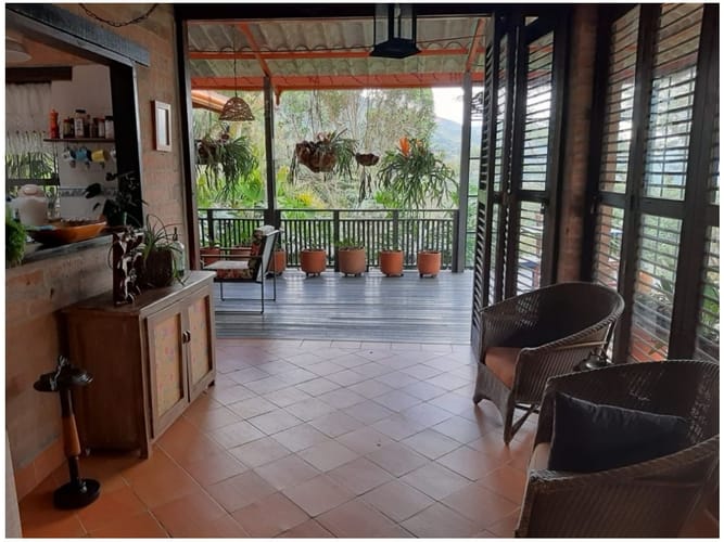 Finca en venta en Zarzal Curzao, Copacabana, 320 m² · foto 9 de 21