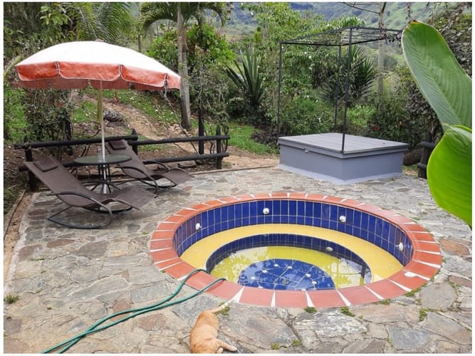 Finca en venta en Zarzal Curzao, Copacabana, 320 m² · foto 10 de 21