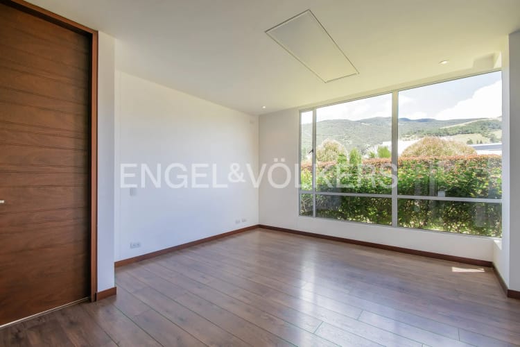 Casa de 4 alcobas en venta en Centro, Sopó, 320 m² · foto 9 de 17