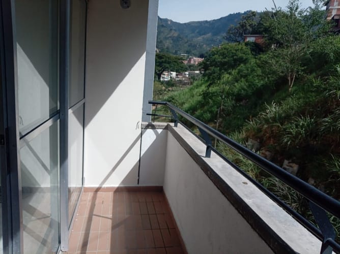 Apartamento de 3 alcobas en arriendo en San Gabriel, Bello, 55 m² · foto 11 de 11