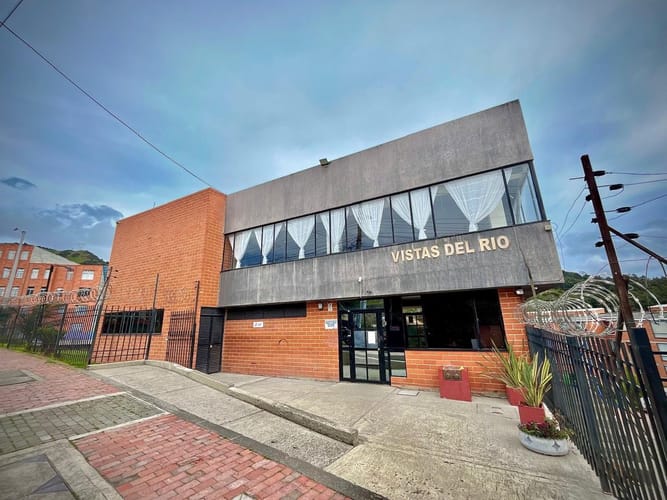 Apartamento de 2 alcobas en venta en Tenerife Et. Ii, Bogotá, 38 m² · foto 8 de 13