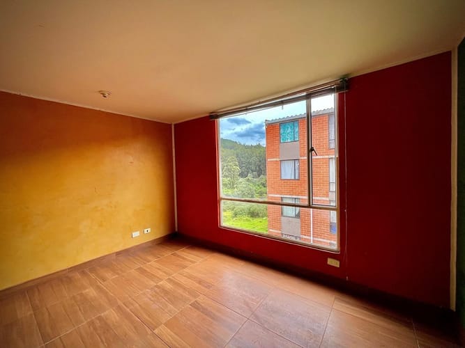 Apartamento de 2 alcobas en venta en Tenerife Et. Ii, Bogotá, 38 m² · foto 2 de 13