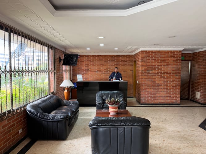 Apartamento de 1 alcoba en arriendo en Molinos Norte, Bogotá, 67 m² · foto 2 de 20