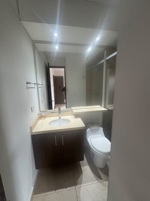 Apartamento de 3 alcobas en venta en San Antonio Nor - Occidental, Bogotá, 72 m² · foto 13 de 18