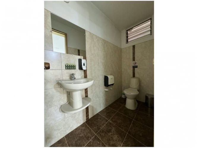 Local en venta en Manila, Medellín, 156 m² · foto 16 de 16