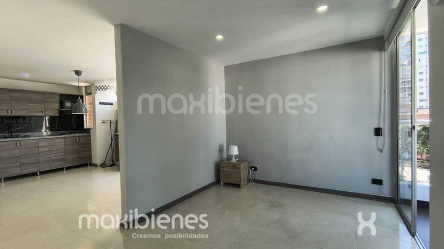 Apartaestudio en arriendo en La Aguacatala, Medellín, 40 m² · foto 7 de 10