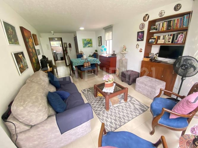 Apartamento de 3 alcobas en venta en Multicentro, Cali, 86 m² · foto 3 de 24