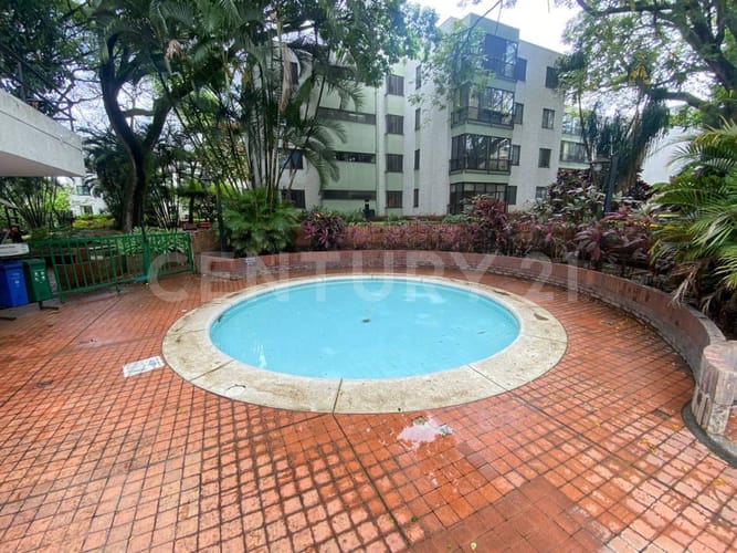 Apartamento de 3 alcobas en venta en Multicentro, Cali, 86 m² · foto 20 de 24