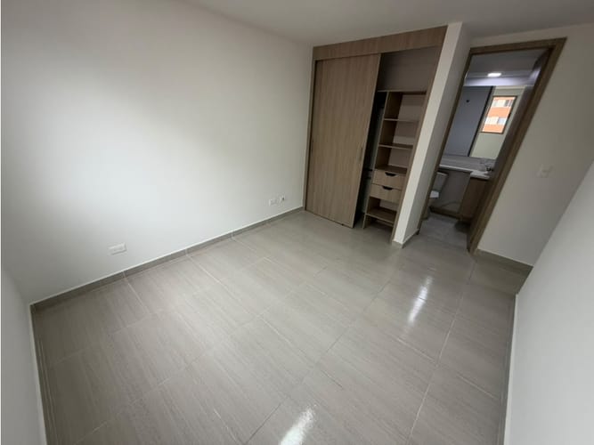 Apartamento de 3 alcobas en arriendo en Fabricato, Bello, 68 m² · foto 13 de 15