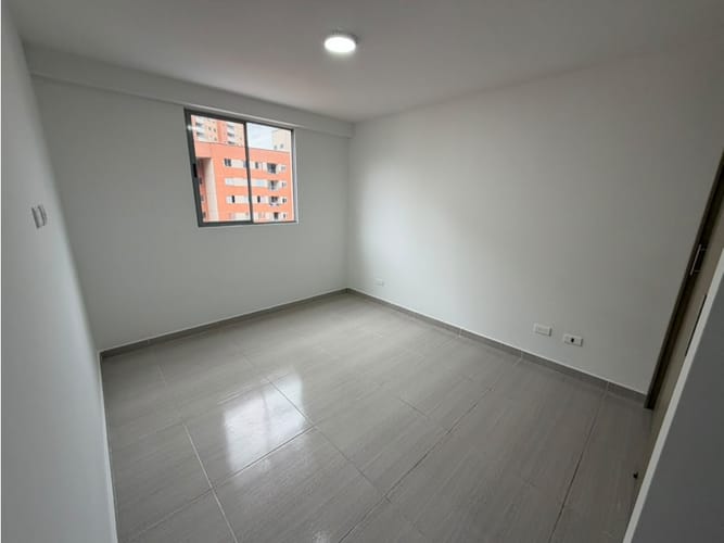 Apartamento de 3 alcobas en arriendo en Fabricato, Bello, 68 m² · foto 14 de 15