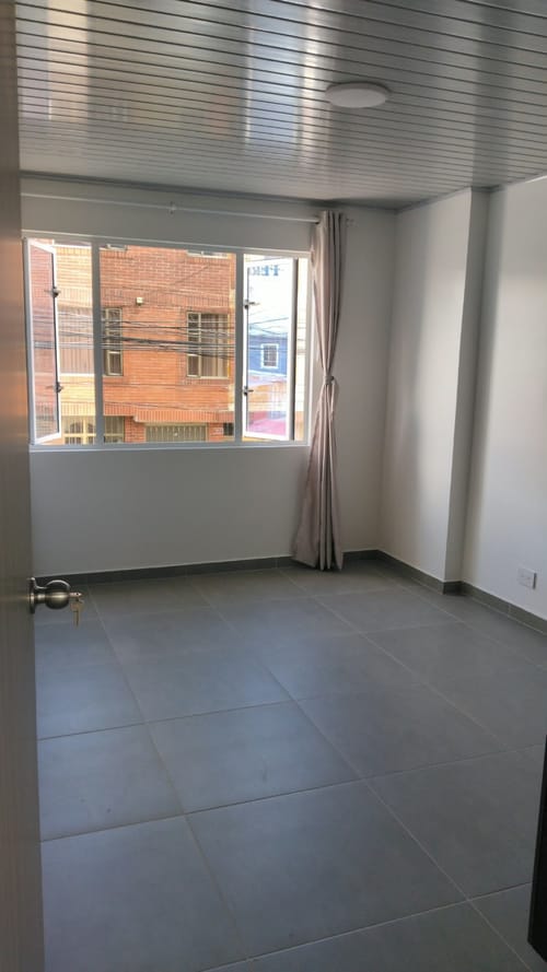 Apartamento de 2 alcobas en arriendo en Alamos, Bogotá, 69 m² · foto 5 de 8