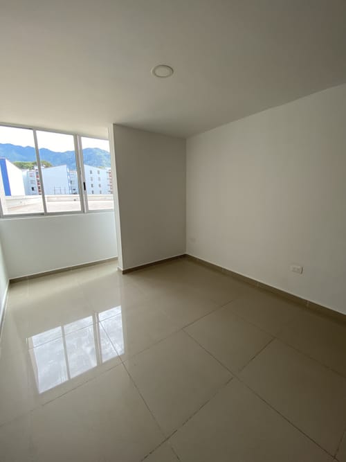 Apartamento de 2 alcobas en venta en Picaleña Y Mirolindo, Ibagué, 65 m² · foto 3 de 20