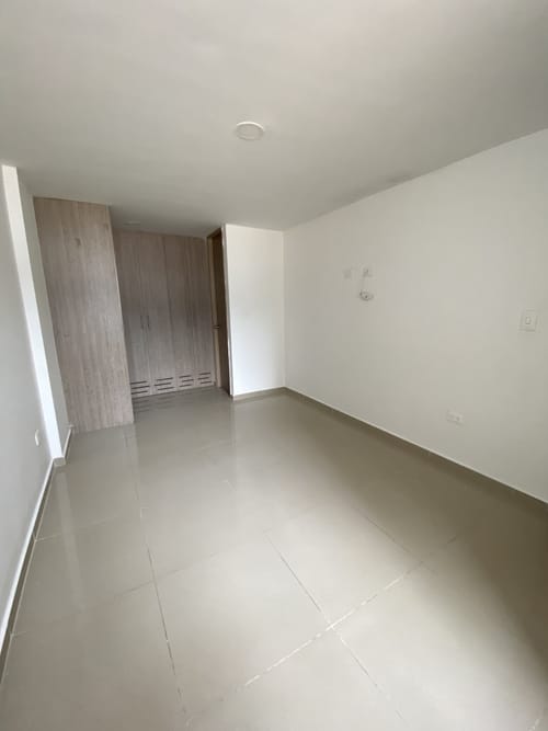 Apartamento de 2 alcobas en venta en Picaleña Y Mirolindo, Ibagué, 65 m² · foto 9 de 20