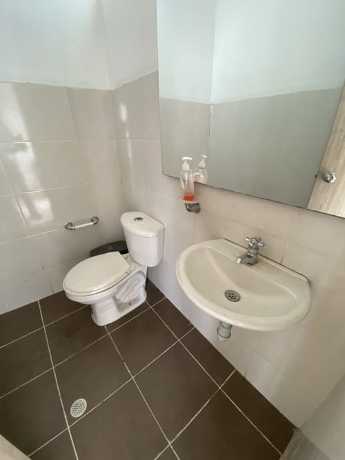 Apartamento de 2 alcobas en venta en Picaleña Y Mirolindo, Ibagué, 65 m² · foto 18 de 20