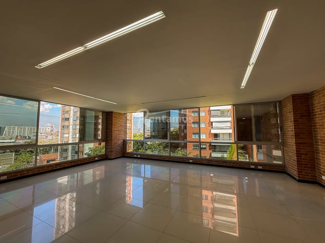Oficina en arriendo en Castropol, Medellín, 64 m² · foto 2 de 20