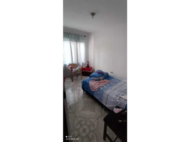 Edificio en venta en Siete De Agosto, Cali, 500 m² · foto 2 de 9