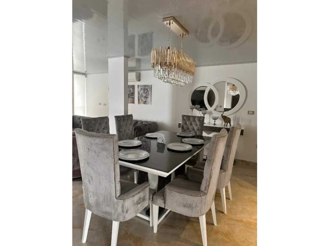 Casa de 4 alcobas en venta en El Castillo, Jamundí, 247 m² · foto 2 de 11