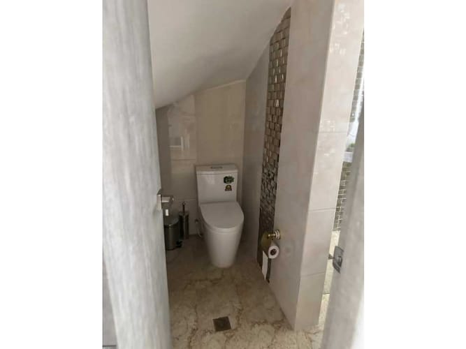 Casa de 4 alcobas en venta en El Castillo, Jamundí, 247 m² · foto 6 de 11