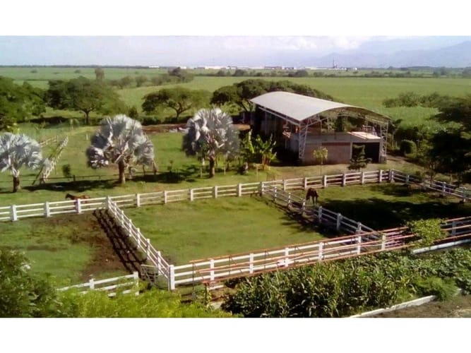 Casa de 6 alcobas en venta en Rozo, Palmira · foto 23 de 24
