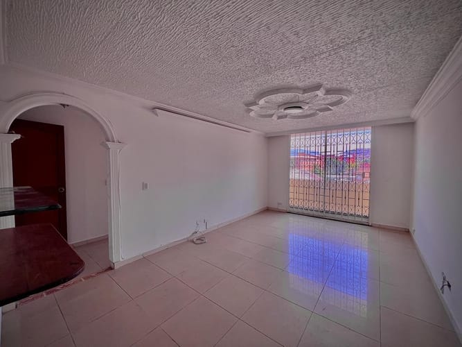 Apartamento de 2 alcobas en venta en La Candelaria, Medellín, 64 m² · foto 5 de 19
