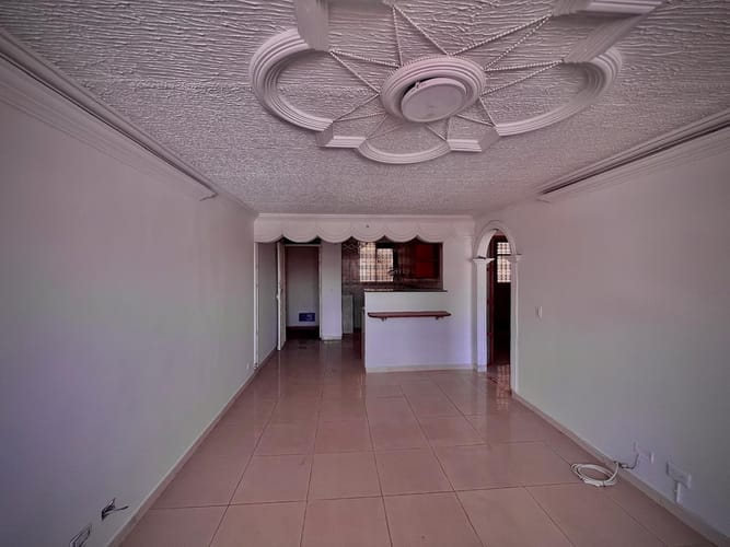Apartamento de 2 alcobas en venta en La Candelaria, Medellín, 64 m² · foto 12 de 19
