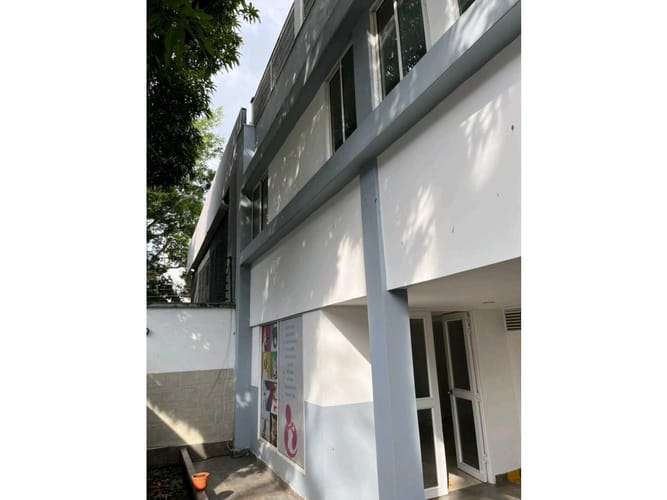 Casa de 10 alcobas en venta en Eucaristico, Cali, 600 m² · foto 3 de 20