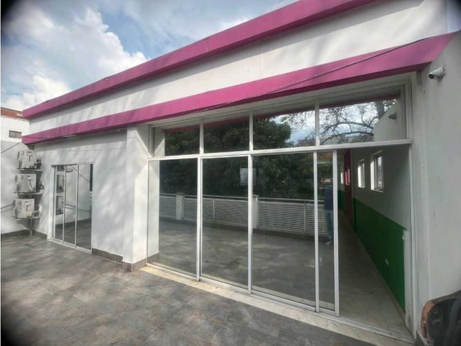 Casa de 10 alcobas en venta en Eucaristico, Cali, 600 m² · foto 16 de 20