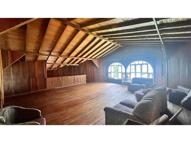 Casa de 8 alcobas en venta en Borrero Ayerbe, Cali · foto 18 de 24