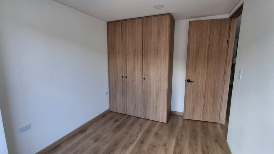 Apartamento de 2 alcobas en arriendo en Cedro Golf, Bogotá, 40 m² · foto 9 de 18