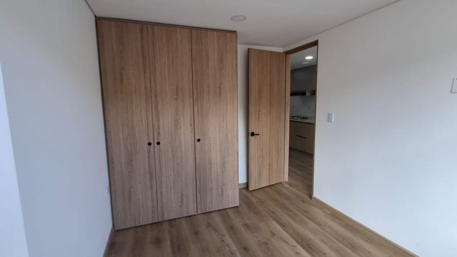 Apartamento de 2 alcobas en arriendo en Cedro Golf, Bogotá, 40 m² · foto 10 de 18
