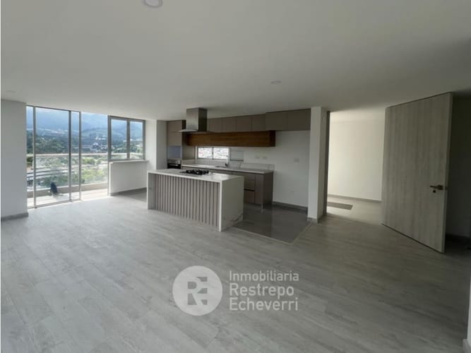 Apartamento de 3 alcobas en venta en San Marcel, Manizales, 116 m² · foto 3 de 14