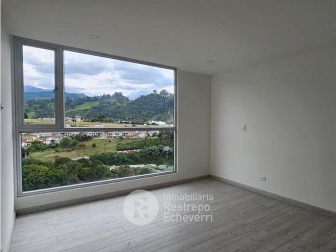 Apartamento de 3 alcobas en venta en San Marcel, Manizales, 116 m² · foto 8 de 14