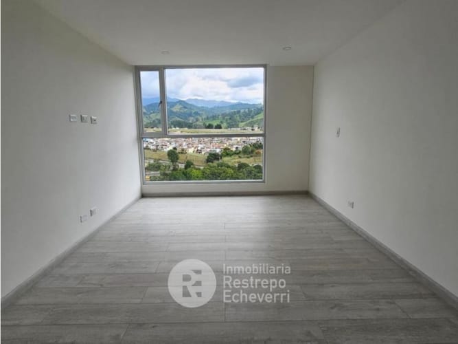 Apartamento de 3 alcobas en venta en San Marcel, Manizales, 116 m² · foto 10 de 14