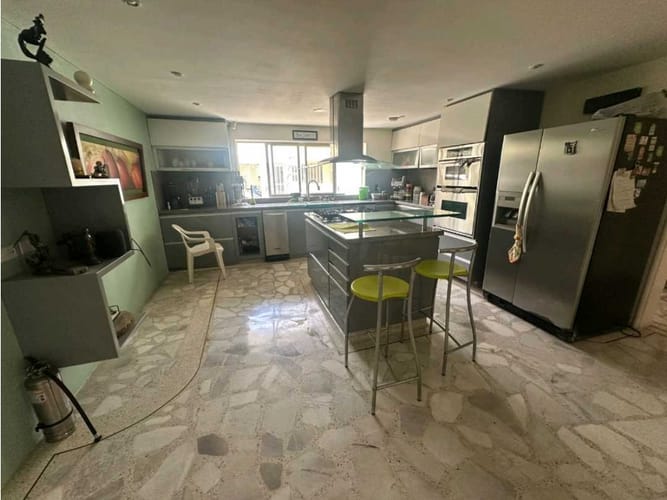 Casa de 5 alcobas en venta en La Riverita, Cali, 1717 m² · foto 5 de 15