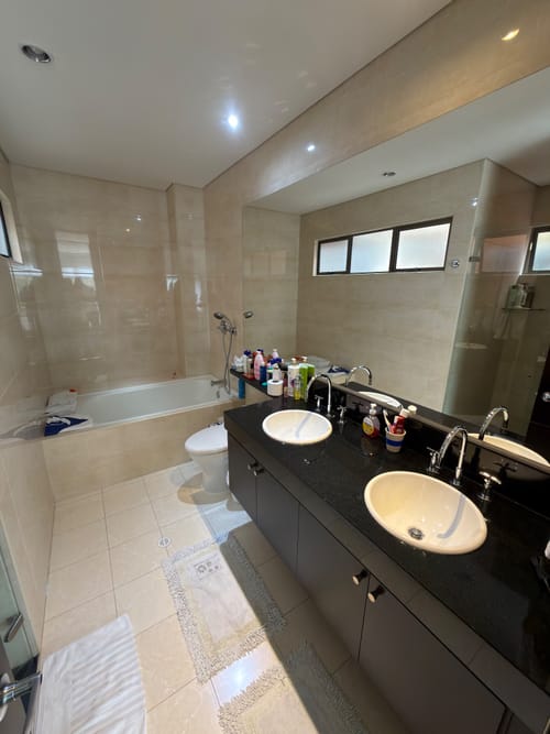 Apartamento de 4 alcobas en venta en Santa Barbara Oriental, Bogotá, 181 m² · foto 18 de 21