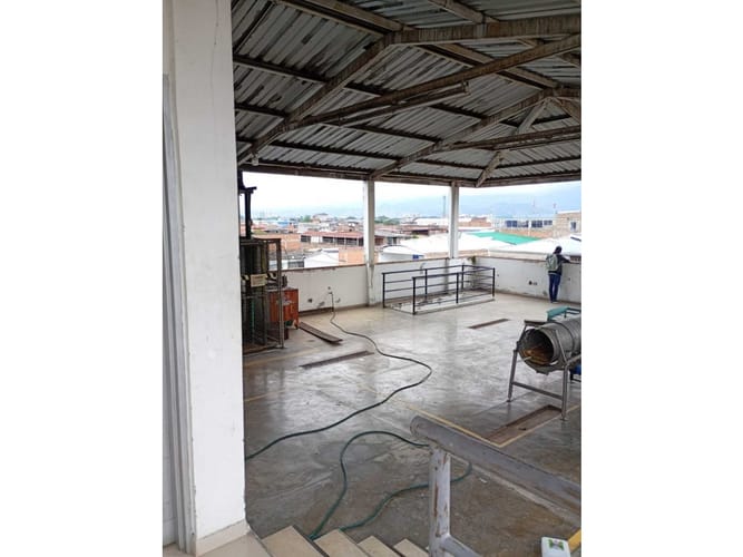 Bodega en venta en El Jardin, Cali, 875 m² · foto 23 de 24