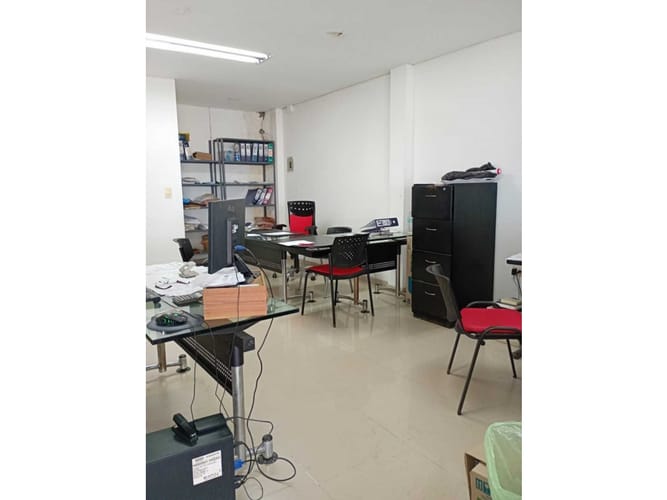 Bodega en venta en El Jardin, Cali, 875 m² · foto 24 de 24